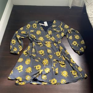 Blue and yellow dress